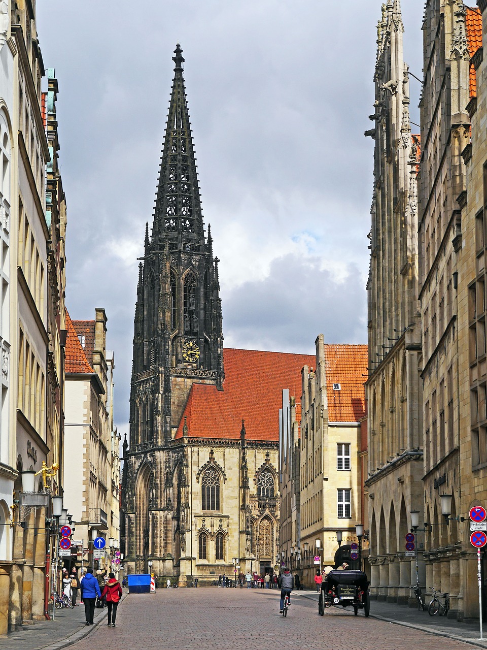 12 | Lambertikirche